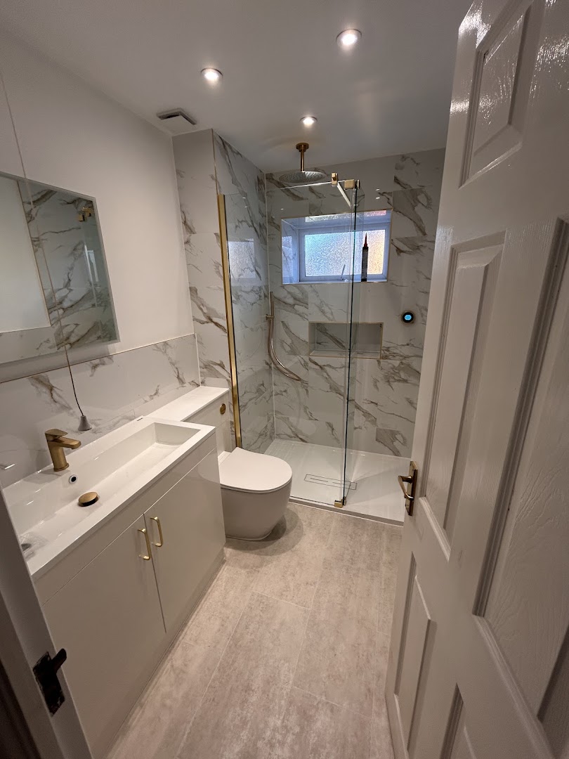 Remarkable Tiling & Painting — Photos 9