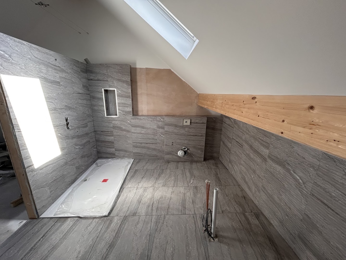 Remarkable Tiling & Painting — Photos 11